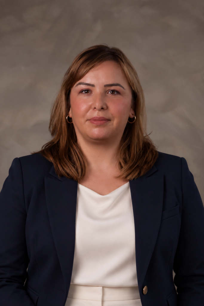 Anca Ursu Property advisor Marbella Coin Alhuerin La Fuente company